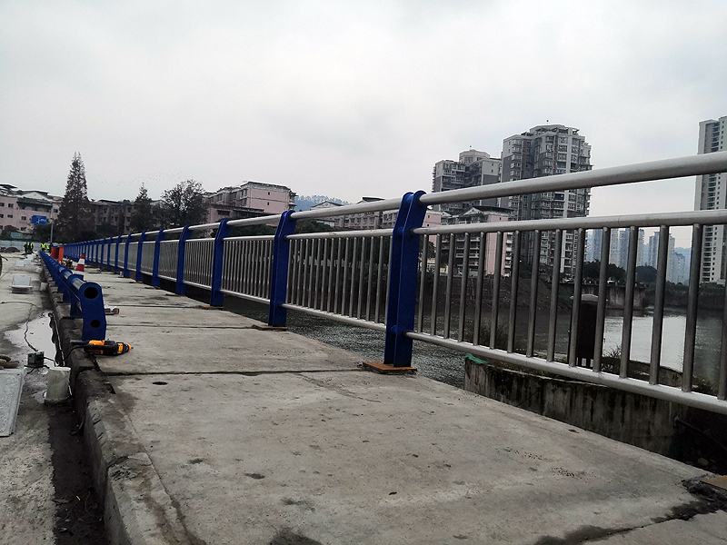 雅安雅兴桥梁护栏