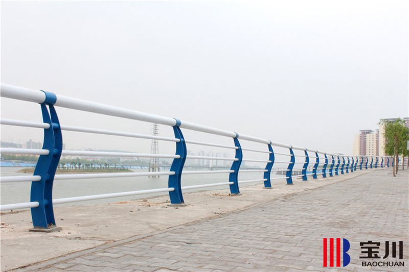 复合管河道护栏