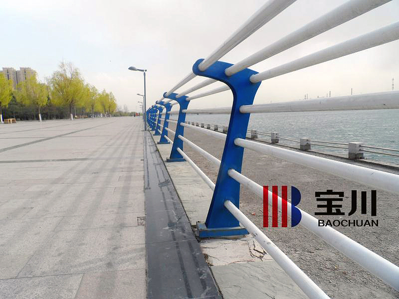 复合管河道护栏