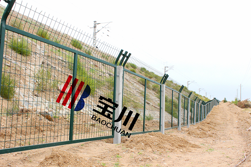 铁路护栏网